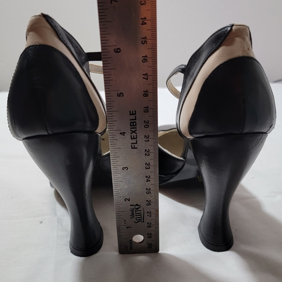Baci Italian Platform Colorblock  Black /Tan  Leather Women's Size 8 Mary Janes - Picture 6 of 7